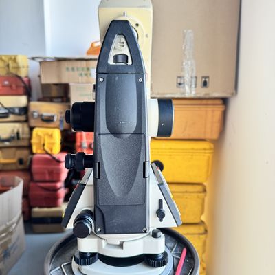 South brand Electronic Digital Theodolite NT-023 LCD Display Electronic Digital Theodolite -20C 45C Rechargeable Battery High Precision for Construction Site