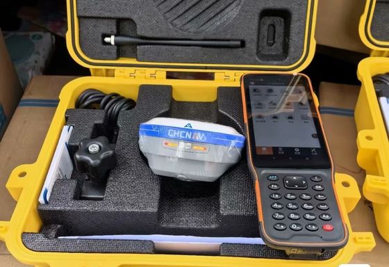 CHCNAV I76/X13 GNSS receiver  Integrated Full Wave Fence Antenna™ Technology With Internal Ground Plane GNSS Antenna for GPS RTK QZSS L1C